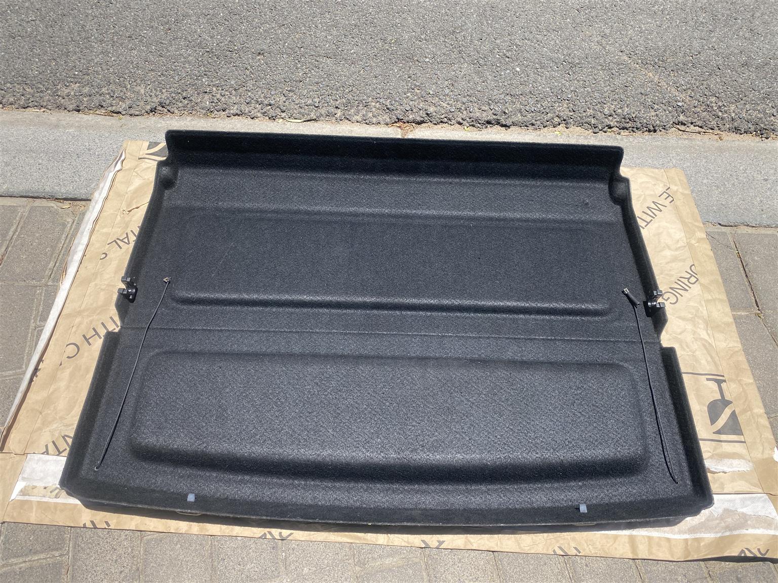 2024 RENAULT DUSTER PARCEL SHELF FOR SALE. IN PRISTINE CONDITION - Private Seller 2024 RENAULT DUSTER PARCEL SHELF FOR SALE. IN PRISTINE CONDITION - Private Seller