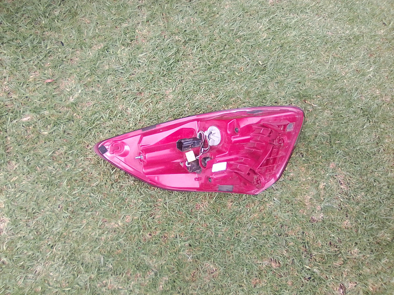 2016 HYUNDAI TUCSON OUTER TAIL LIGHT LEFT SIDE FOR SALE - Private Seller