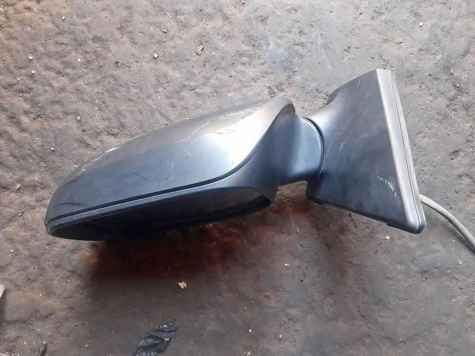 Toyota corolla quest side mirror - Private Seller Toyota corolla quest side mirror - Private Seller