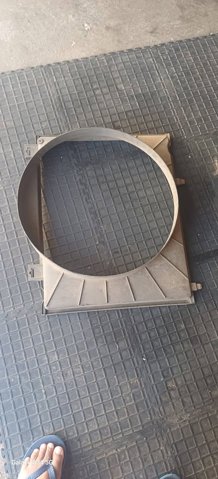 Isuzu radiator cowling - Private Seller