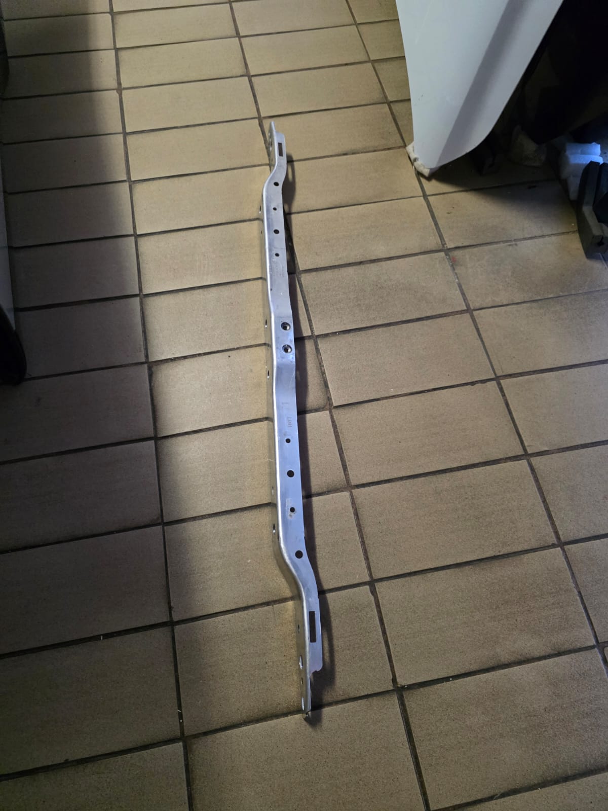2020 BMW 3 SERIES G20 UPPER TIE BAR RADIATOR SUPPORT