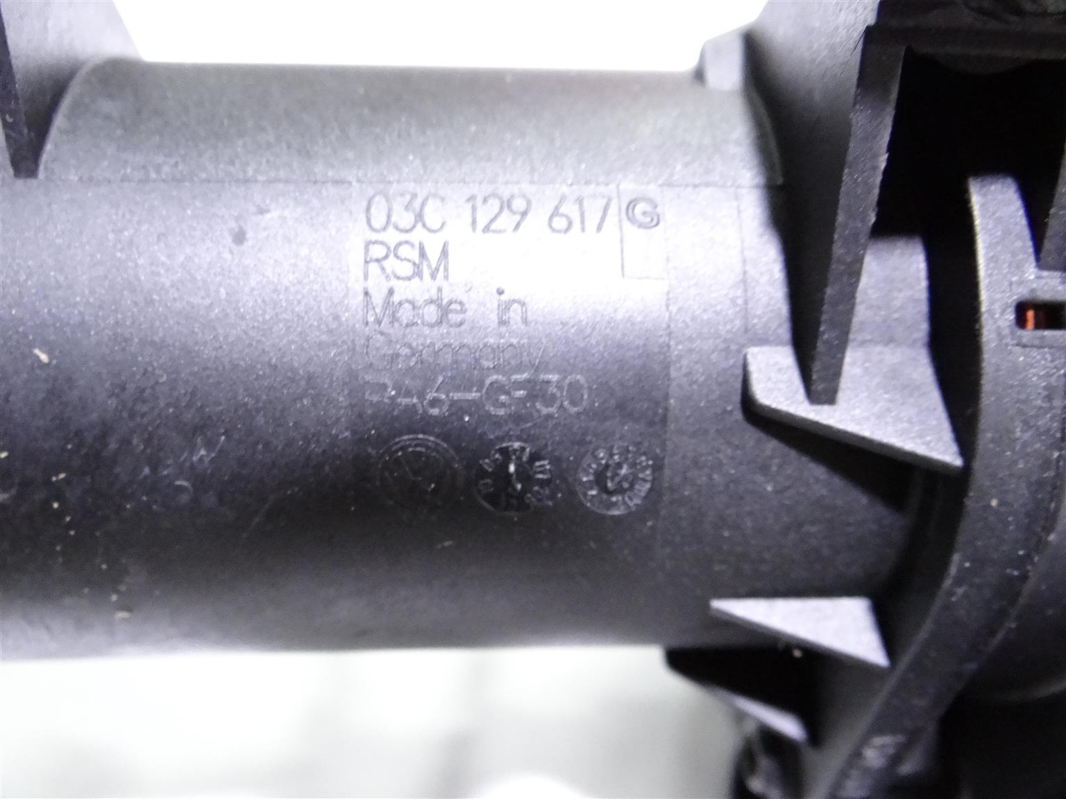VW 1.4 TSI Air Filter connecting parts