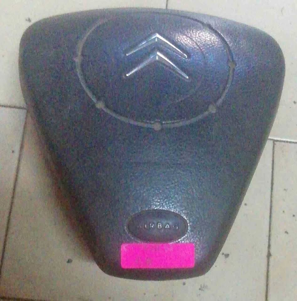 Citroen C2 steering wheel airbag - Private Seller Citroen C2 steering wheel airbag - Private Seller