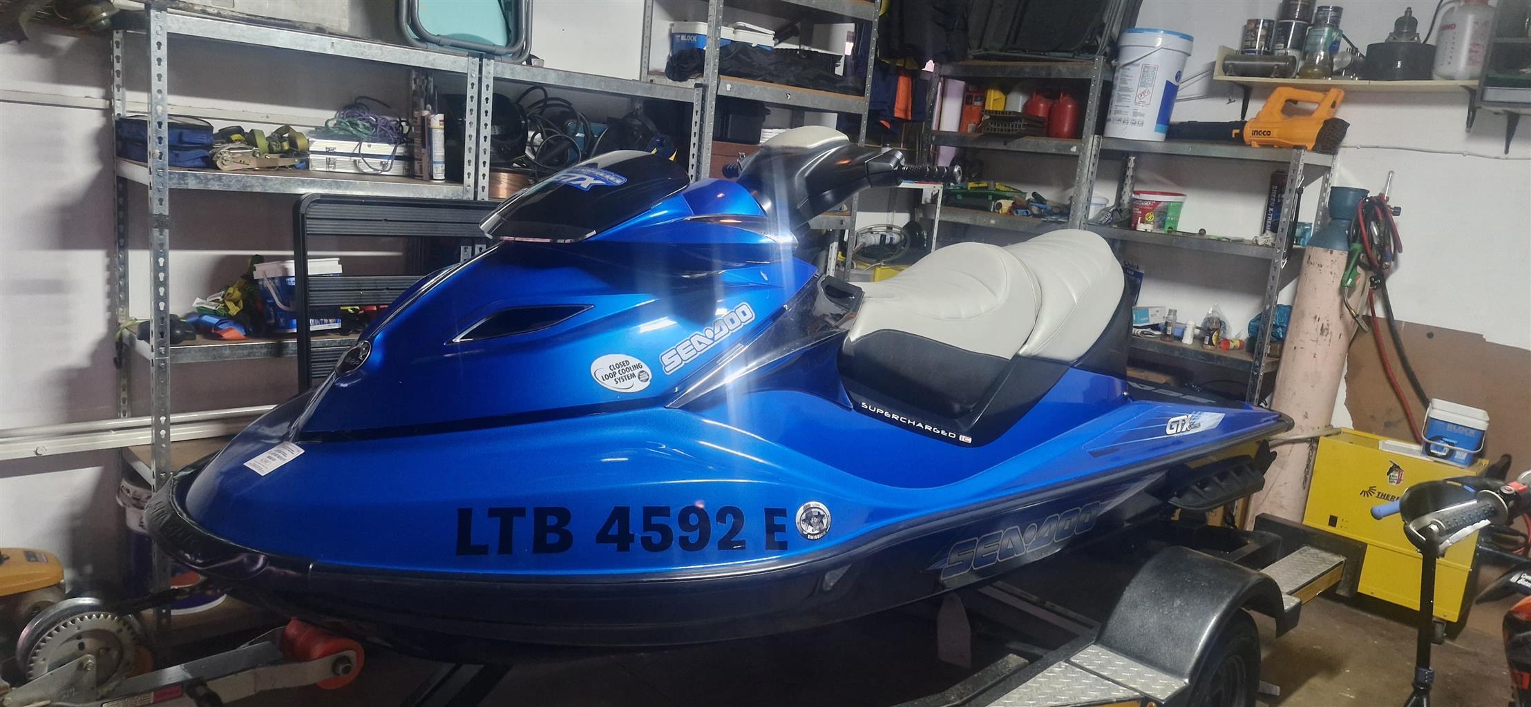 Sea Doo 215 GTX Jetski