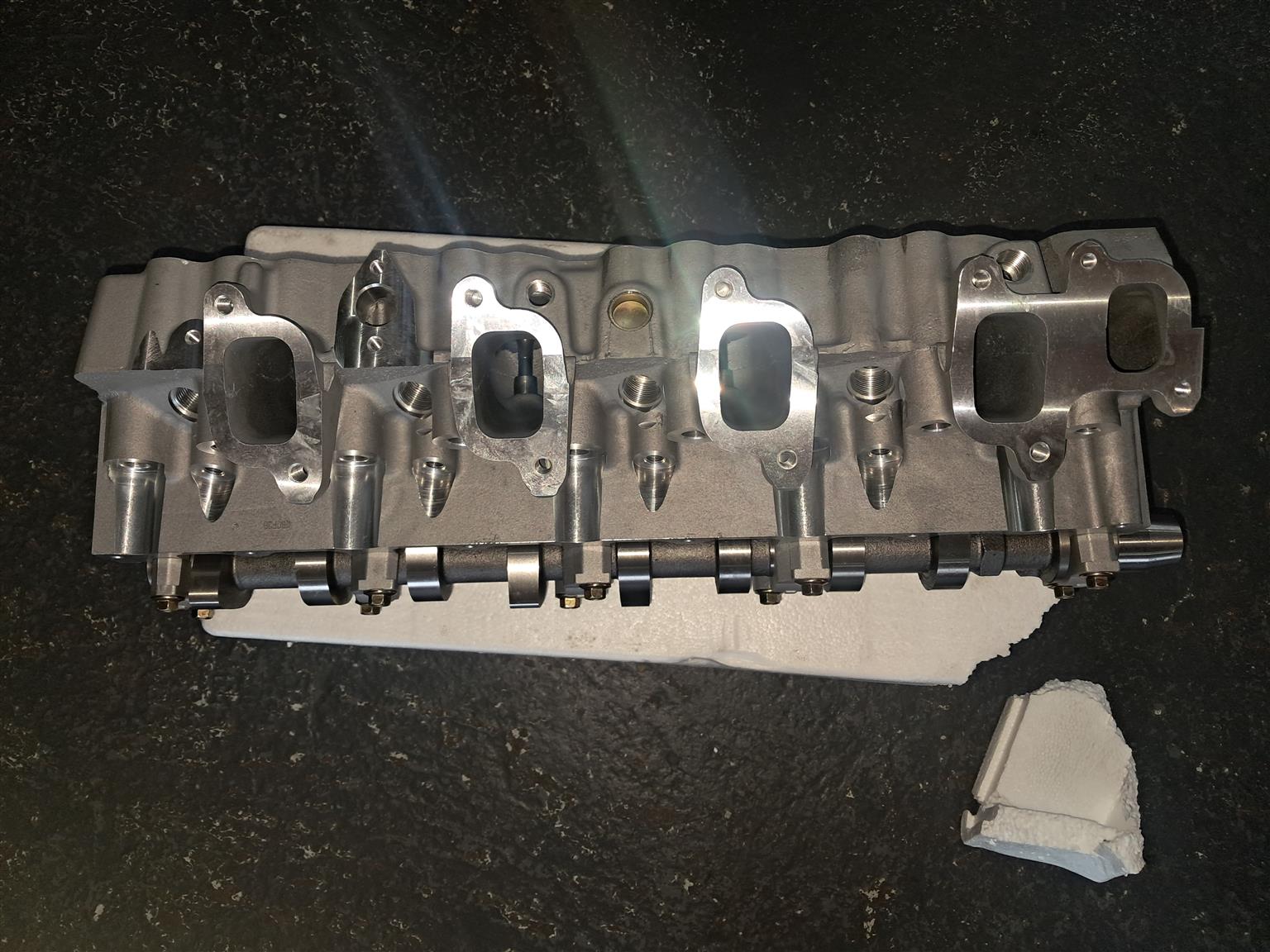 TOYOTA HILUX 1KZ CYLINDER HEADS FOR SALE - Private Seller