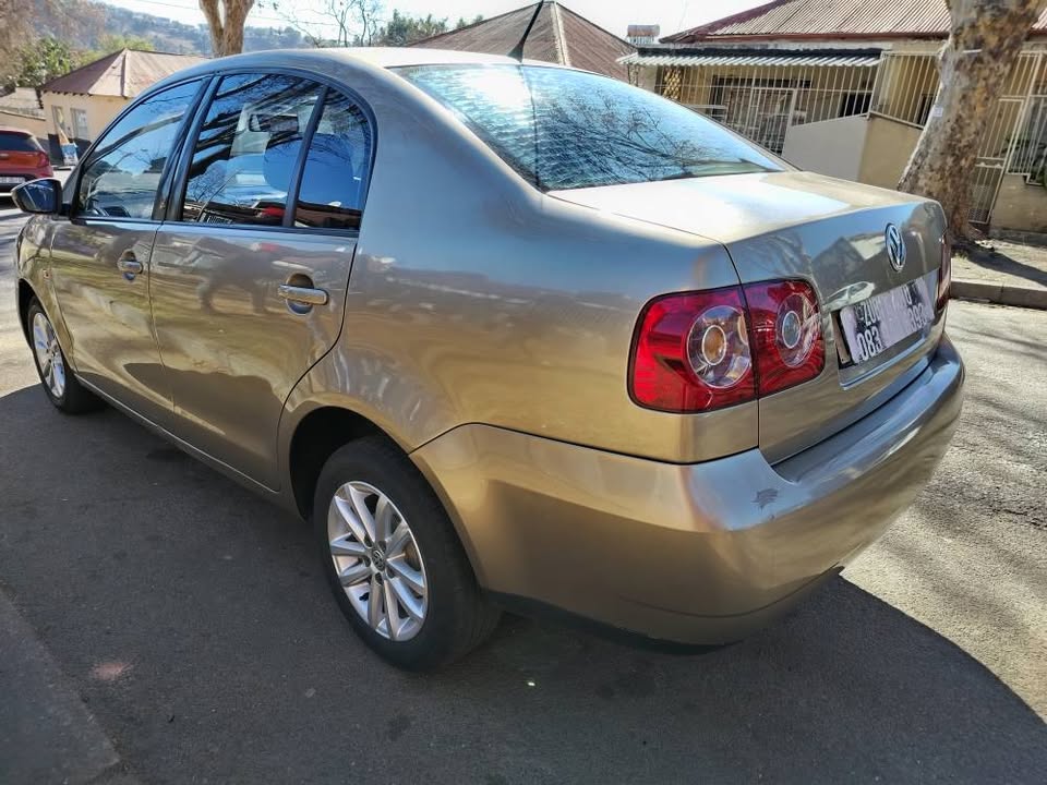 2018 V W polo vivo sedan 1.4 Automatic