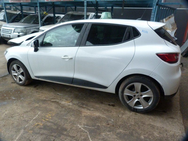 Renault Clio IV 900 T Expression Manual - 2015 STRIPPING FOR SPARES - Private Seller Renault Clio IV 900 T Expression Manual - 2015 STRIPPING FOR SPARES - Private Seller
