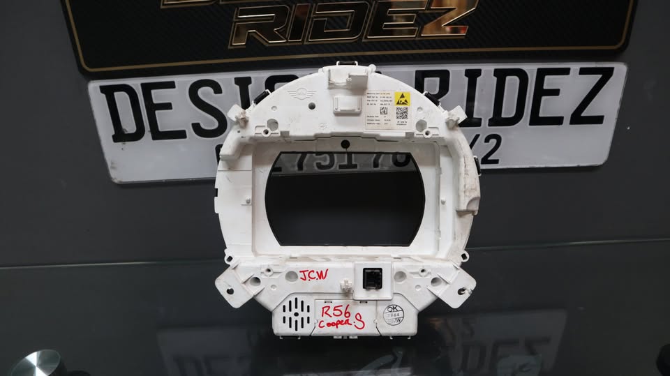 MINI COOPER R56S CLUSTER - Private Seller MINI COOPER R56S CLUSTER - Private Seller