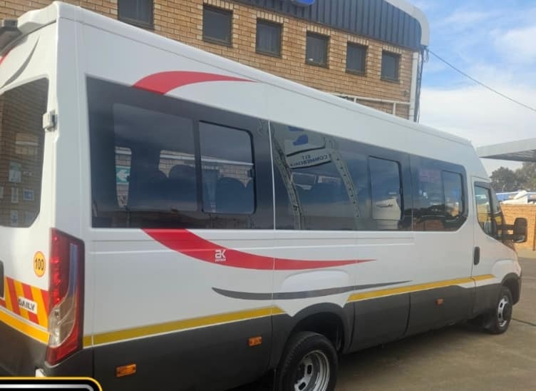 2019 DAILY 50 C 15 V16 , 23 Seater Bus
