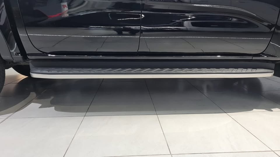Ford Ranger Side Steps - Private Seller Ford Ranger Side Steps - Private Seller