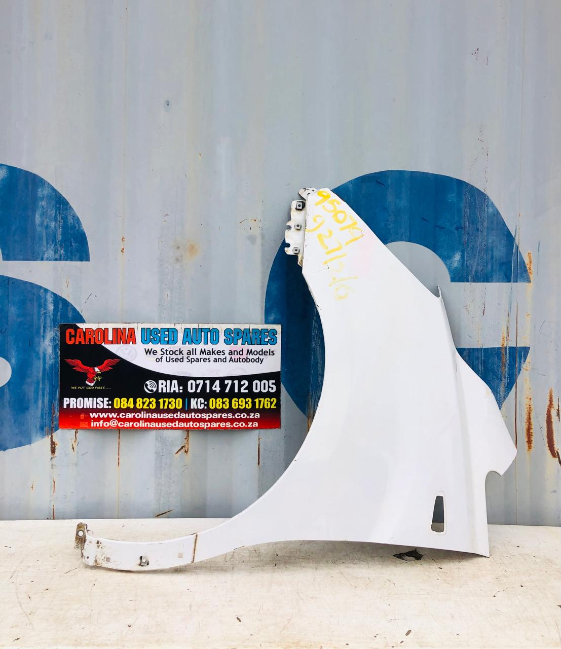 Hyundai H1 left side fender with marker lamp (2009-2018) - Private Seller Hyundai H1 left side fender with marker lamp (2009-2018) - Private Seller