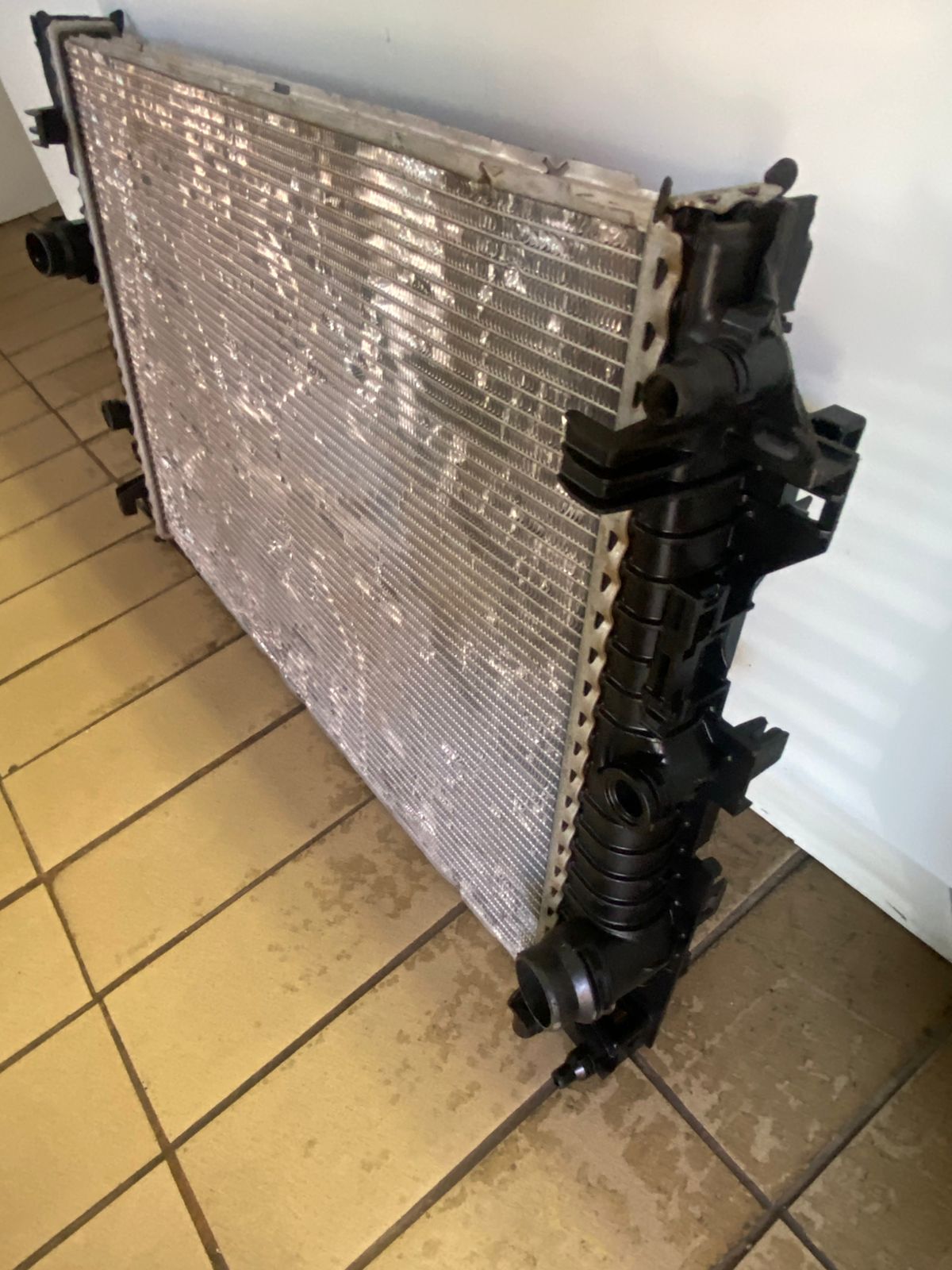 2018 VOLVO V40 RADIATOR AND AC CONDENSER AVAILABLE FOR SALE - Private Seller 2018 VOLVO V40 RADIATOR AND AC CONDENSER AVAILABLE FOR SALE - Private Seller