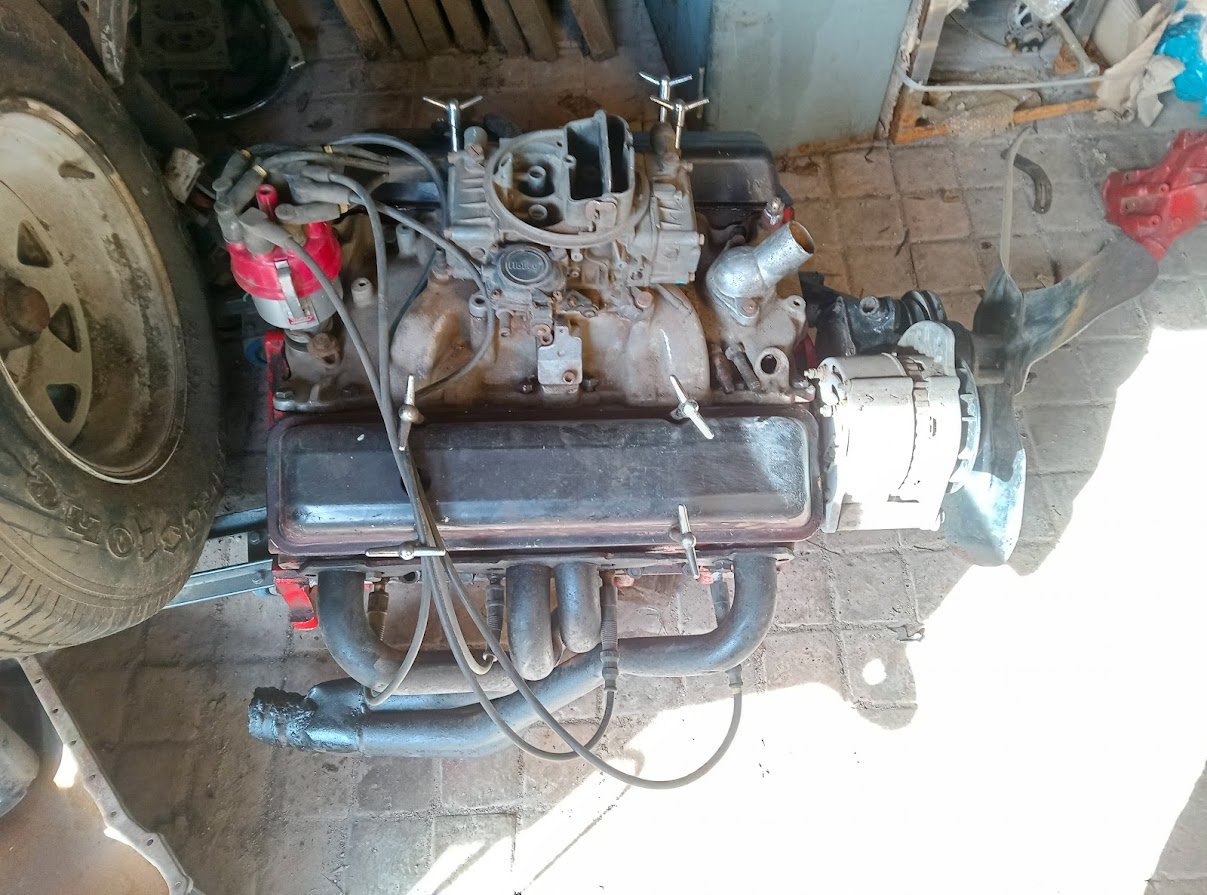 Chev 350 V8 Engine