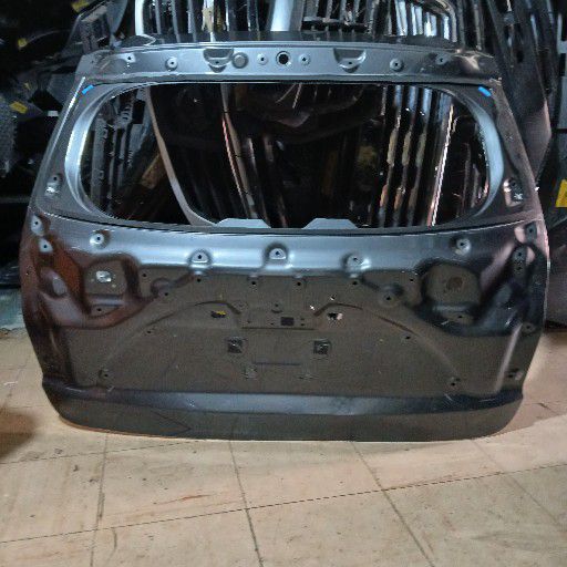 Toyota urban cruiser tailgate - Private Seller Toyota urban cruiser tailgate - Private Seller