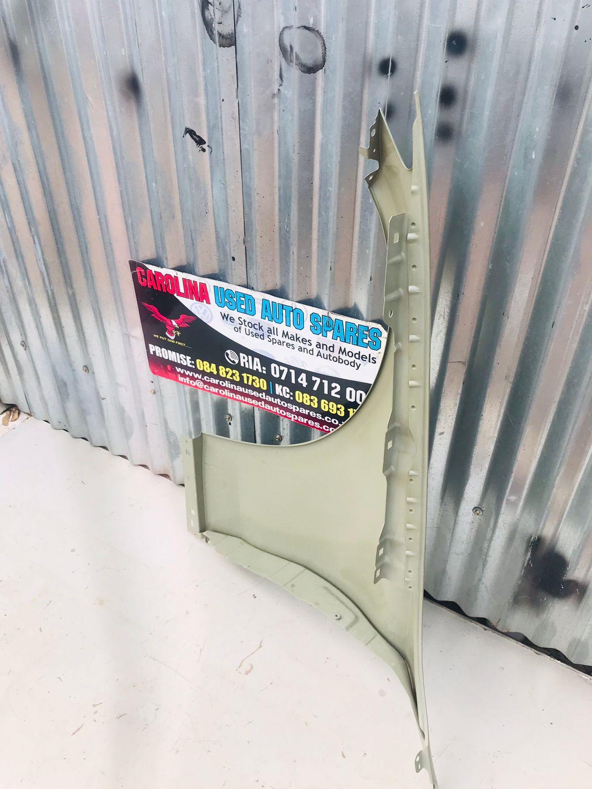 Mercedes Benz W205 C-Class right side front fender - Private Seller