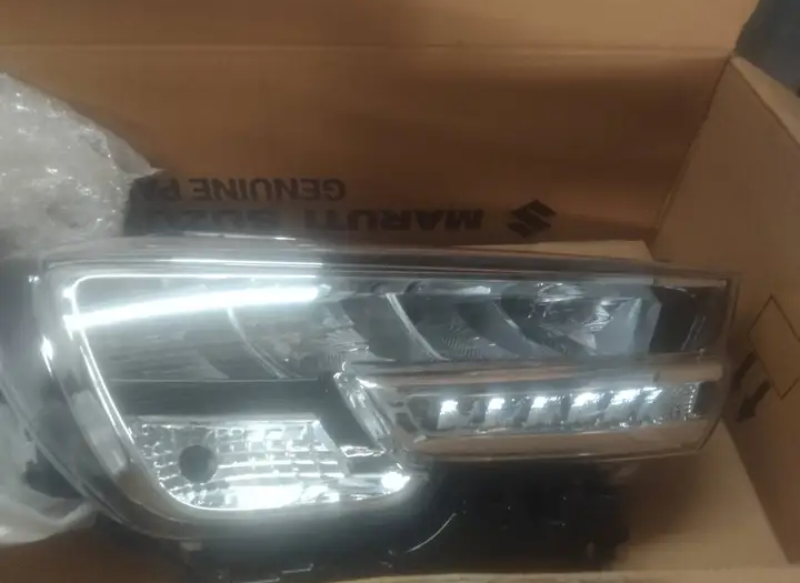 Suzuki XL6 right front headlamp - Private Seller Suzuki XL6 right front headlamp - Private Seller