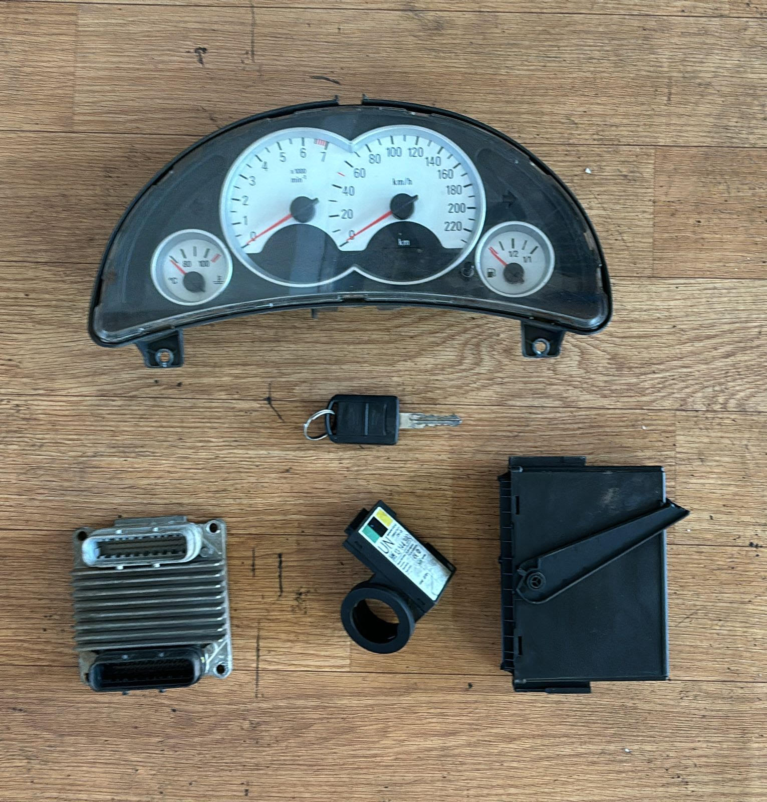 Opel Corsa 1.4lt #6W 2008 ECU Set - Private Seller Opel Corsa 1.4lt #6W 2008 ECU Set - Private Seller