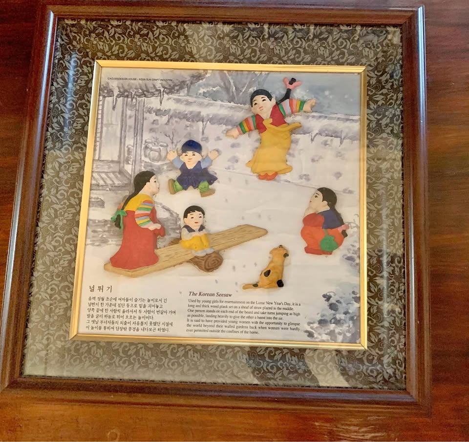 Arts and crafts from South Korea Arts and crafts from South Korea