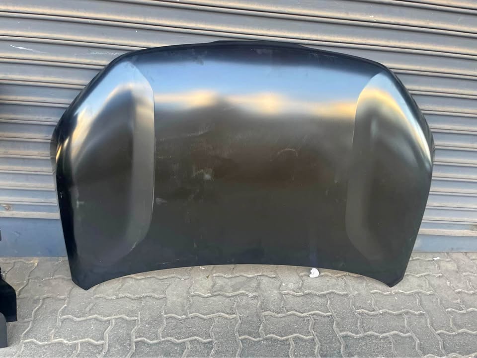Kia Sonet bonnet - Private Seller Kia Sonet bonnet - Private Seller
