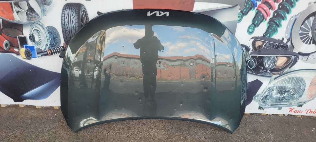2025 KIA SELTOS BONNET HOOD FOR SALE. IN EXCELLENT CONDITION - Private Seller 2025 KIA SELTOS BONNET HOOD FOR SALE. IN EXCELLENT CONDITION - Private Seller