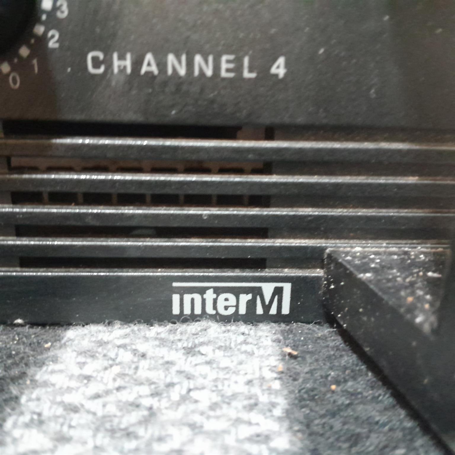 Sound system. 1 inter m qd4240. 1 mixer eurotrac ub1202. 1 Teac . 8 omnitronic