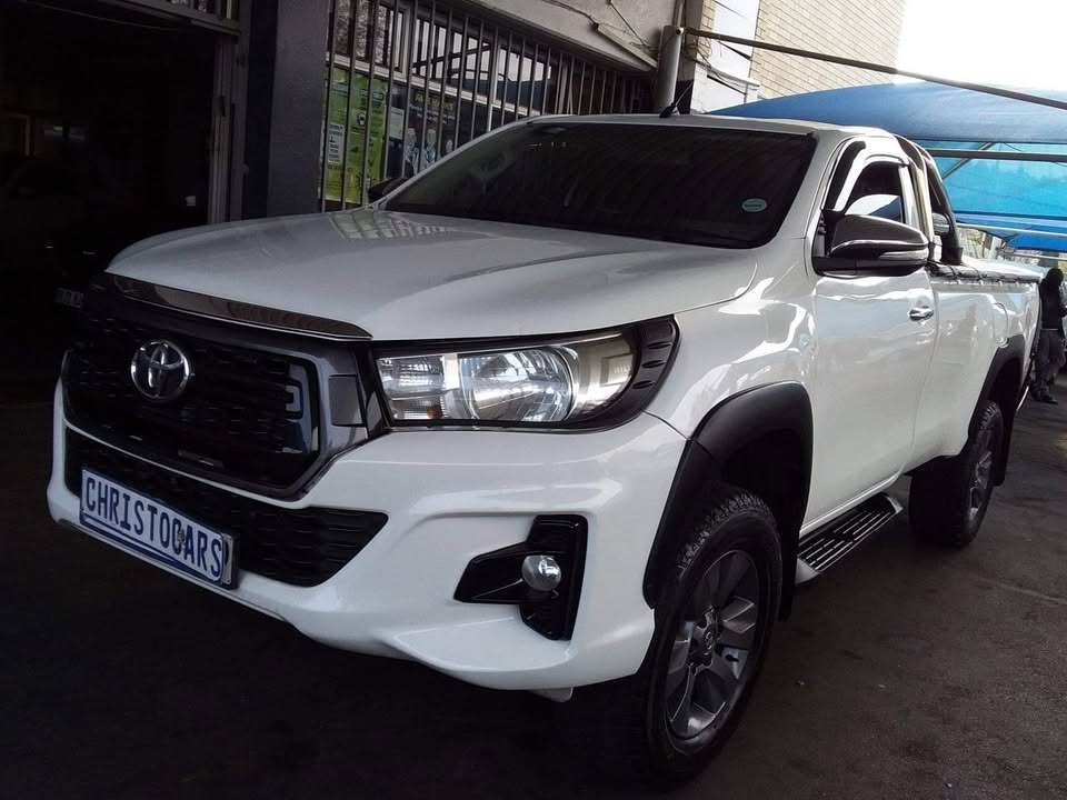 Used Toyota Hilux 2.8GD-6 single cab 4x4 Raider auto - Private Seller