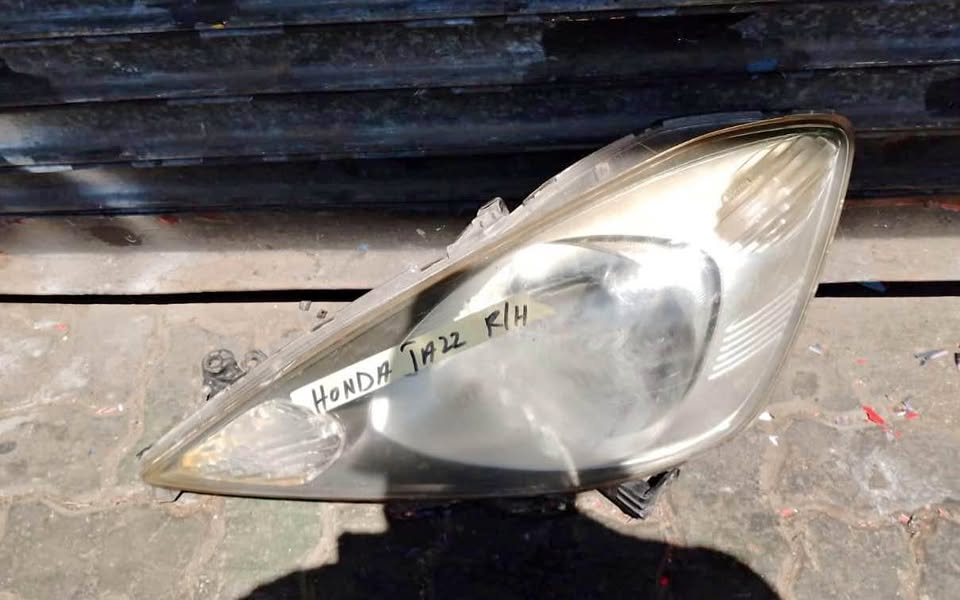 Honda Jazz headlight - Private Seller Honda Jazz headlight - Private Seller