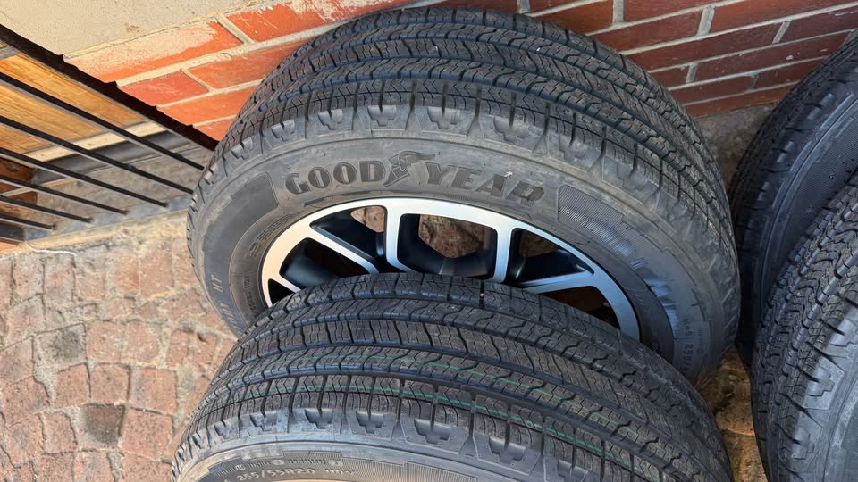 Ford ranger 20inch with Goodyear 255/55 - Private Seller Ford ranger 20inch with Goodyear 255/55 - Private Seller