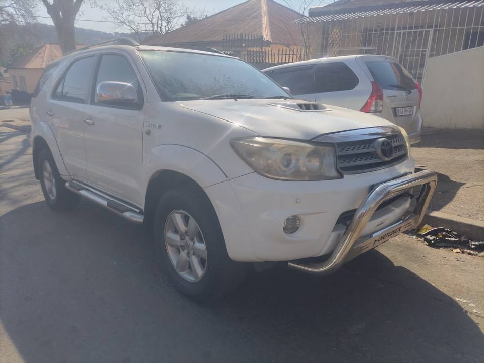 2011 Toyota fortuner 3.0 D4D Automatic