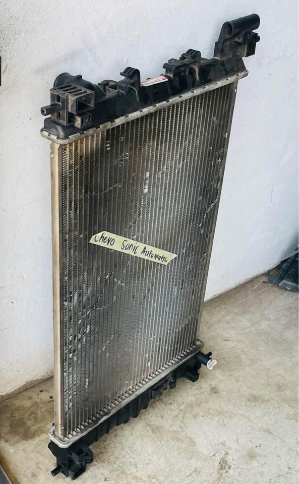 Chevrolet Sonic automatic radiator - Private Seller