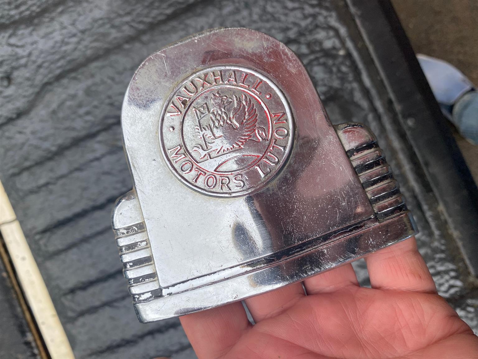 Vauxhall Emblem - Private Seller Vauxhall Emblem - Private Seller