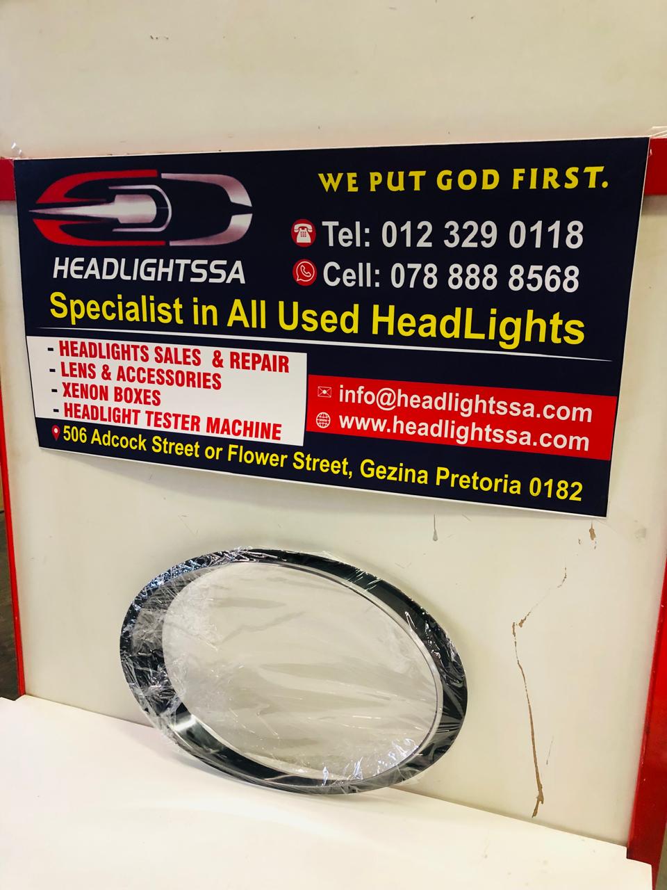 Porsche 977 right side headlight replacement lens (2007 onwards) - Private Seller Porsche 977 right side headlight replacement lens (2007 onwards) - Private Seller