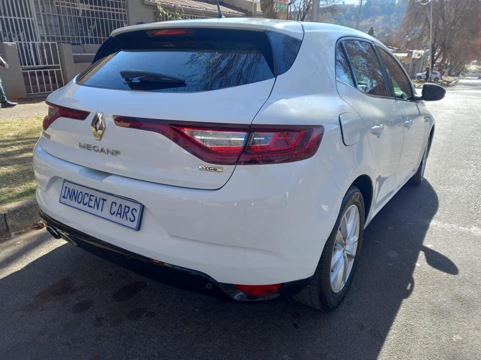 2019 RENAULT MAGANE 1.6 ENGINE PETROL, MANUAL, WHITE COLOR, MILEAGE