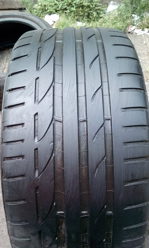 Fairly used tyres , mags , badges & wheel caps