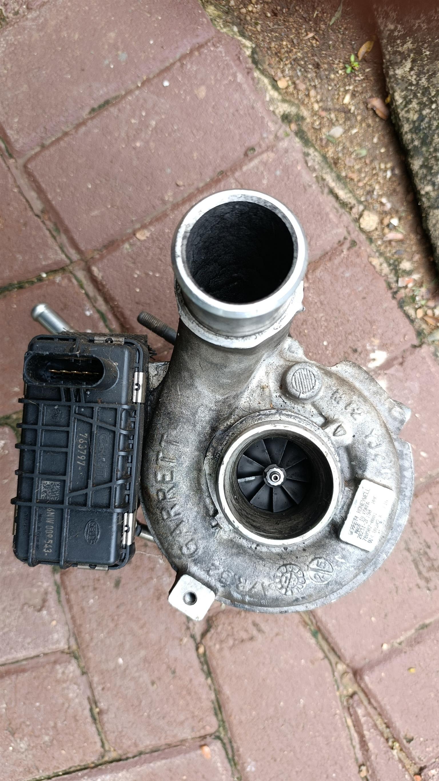 Selling a 2015 Kia Sorento 4x4 diesel engine parts. Contact me for details. - Private Seller Selling a 2015 Kia Sorento 4x4 diesel engine parts. Contact me for details. - Private Seller