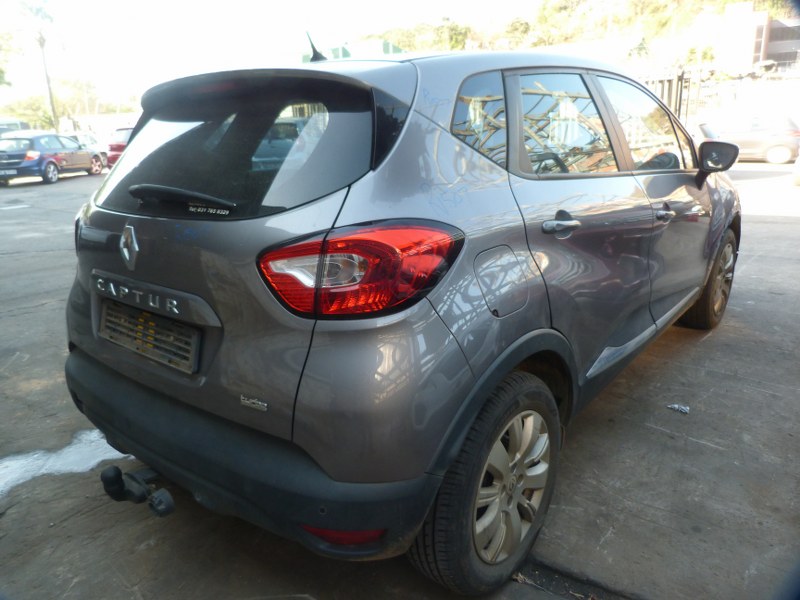 Renault Captur 900T Manual H4B - 2015 SPARESBOYZ STRIPPING FOR SPARES - Private Seller Renault Captur 900T Manual H4B - 2015 SPARESBOYZ STRIPPING FOR SPARES - Private Seller