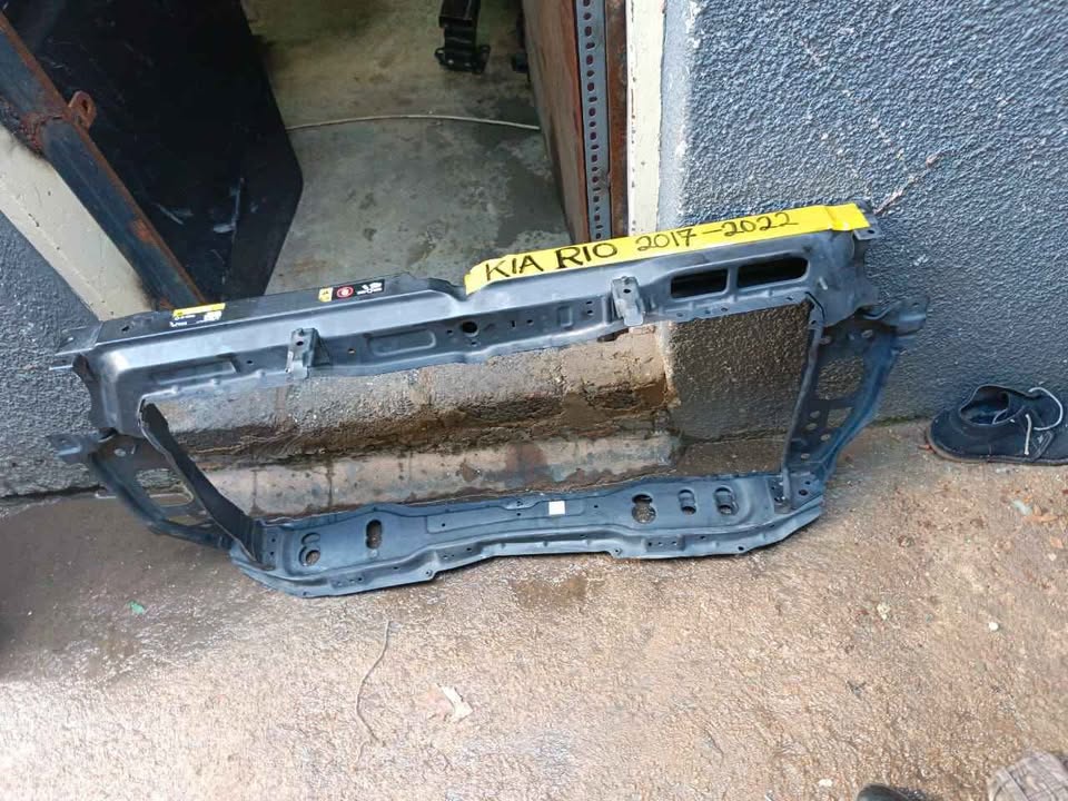 RENAULT MEGANE CRADLE - Private Seller RENAULT MEGANE CRADLE - Private Seller