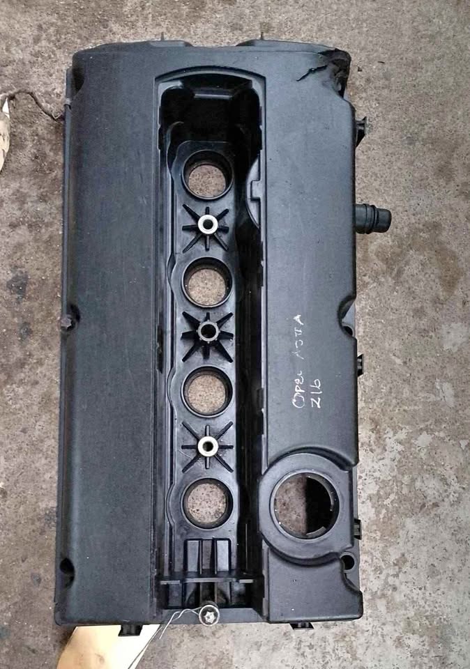 Opel Astra z16 tappet cover - Private Seller Opel Astra z16 tappet cover - Private Seller