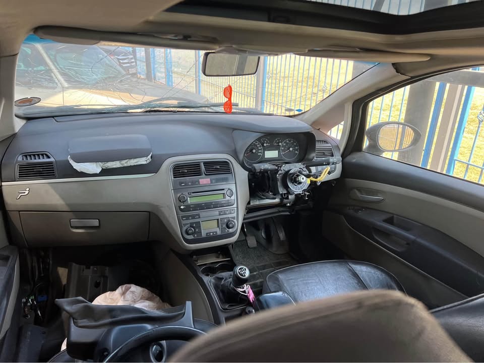 2009 PUNTO 1.9 JTD STRIPPING FOR SPARES. CALL OR WHATSAPP or - Private Seller 2009 PUNTO 1.9 JTD STRIPPING FOR SPARES. CALL OR WHATSAPP or - Private Seller