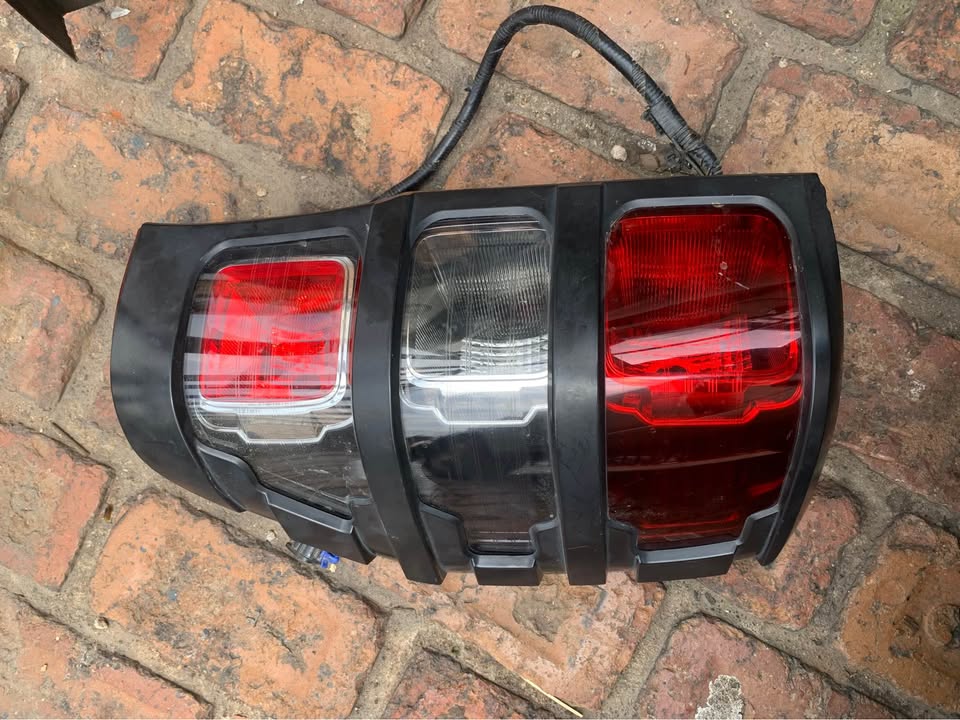 Ford ranger T7 taillight right side