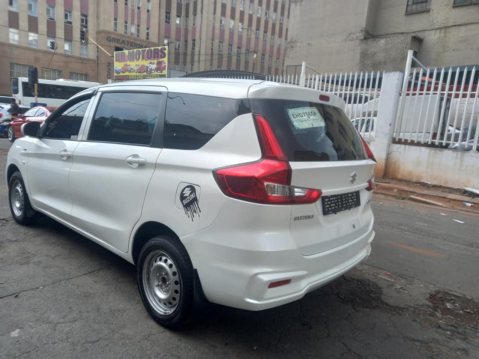 2021 SUZUKI ETIGA 1.5 PETROL, MANUAL, MILEAGE 52000KM, WHITE COLOR,