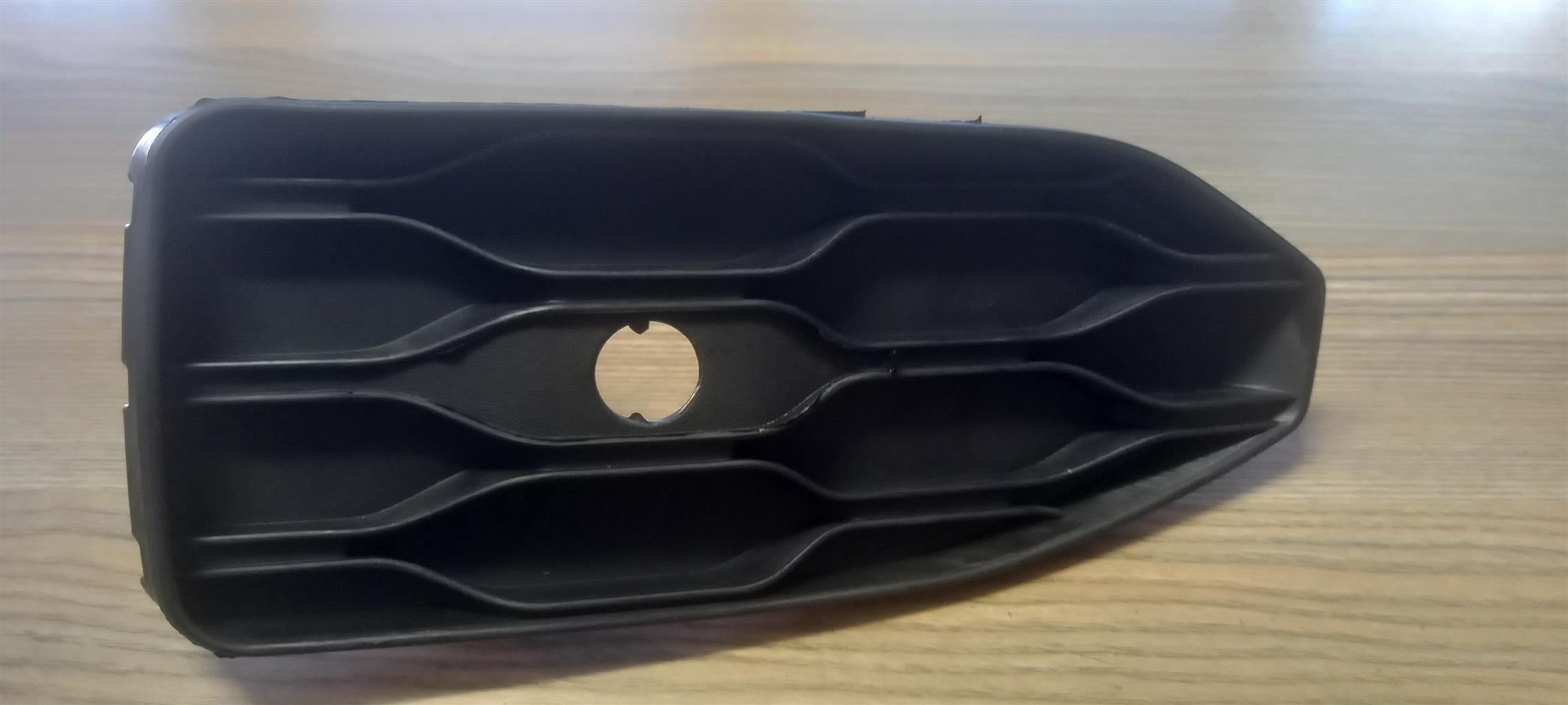2022 T-ROC LEFT FOGLIGHT COVER FOR SALE - Private Seller 2022 T-ROC LEFT FOGLIGHT COVER FOR SALE - Private Seller