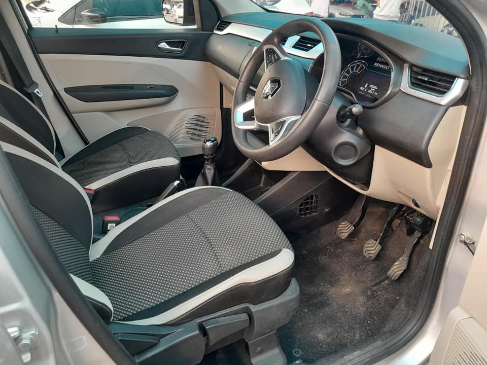 2022 RENAULT TRIBER 1.0 PRESTIGE  MANUAL