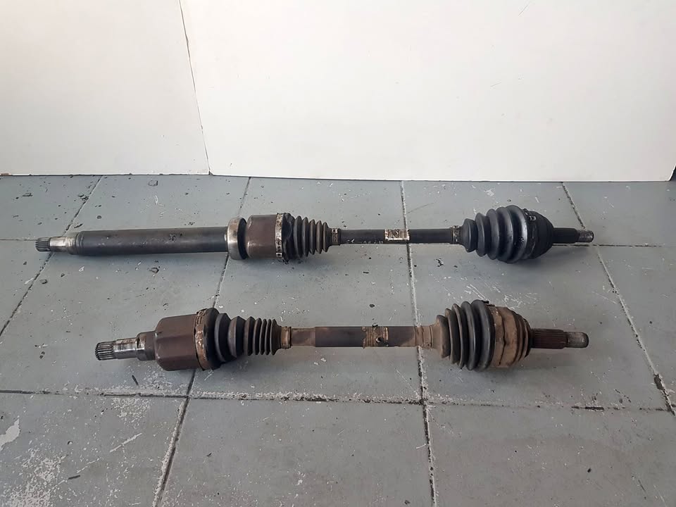Ford Fiesta Driveshafts - Private Seller Ford Fiesta Driveshafts - Private Seller
