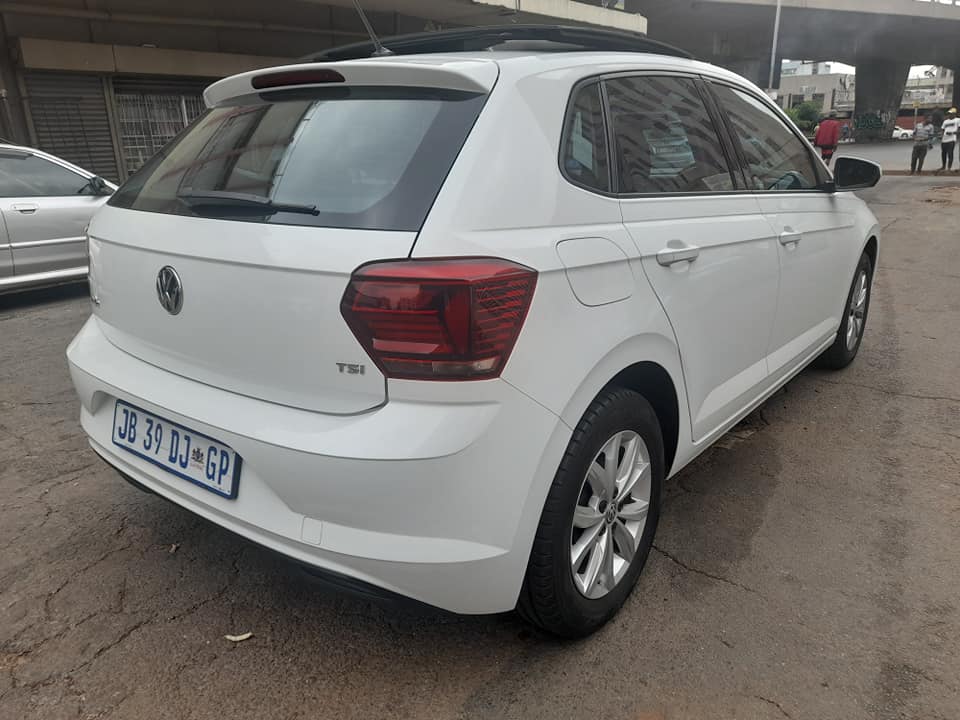 2019 VW polo 8 1.0tsi Panoramic Roof Available Contact Leon on