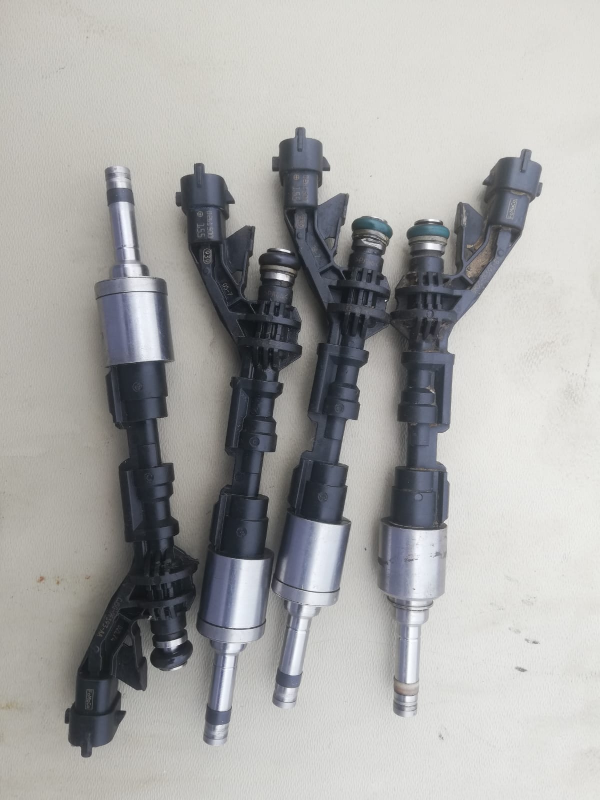 Volvo S60 T3 2012 injectors - Private Seller Volvo S60 T3 2012 injectors - Private Seller