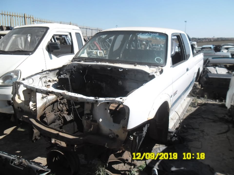 Colt 2.8 diesel supercab stripping for spares - Private Seller Colt 2.8 diesel supercab stripping for spares - Private Seller