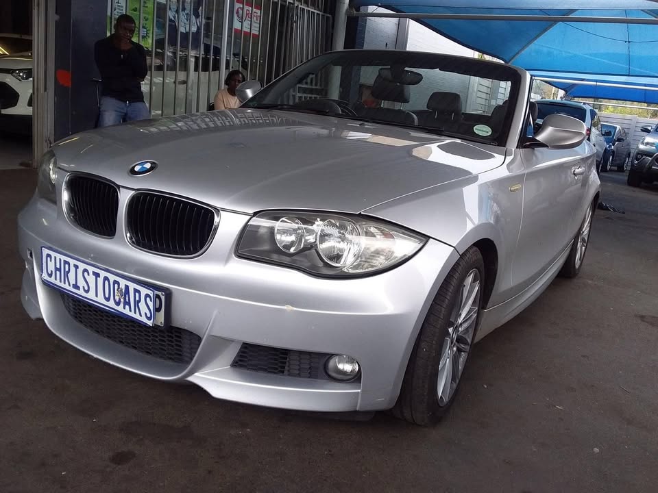 2010 model BMW 120i convertible