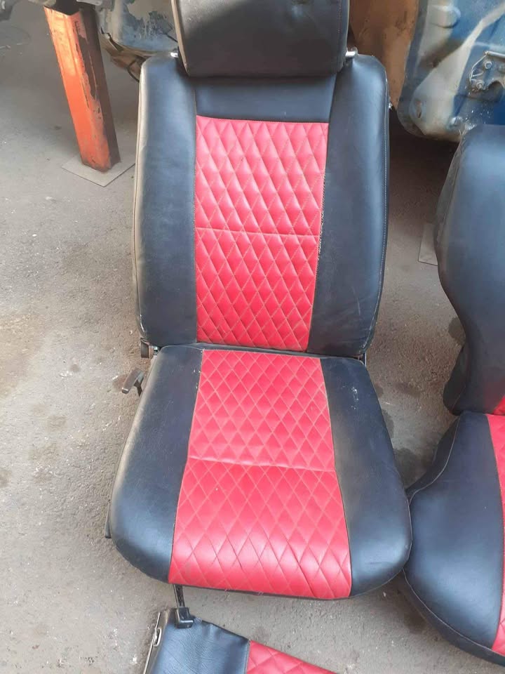 Toyota baby Cressida T3 interior available Call or whatsapp  Jimmy @ Circle 7 used parts - Private Seller
