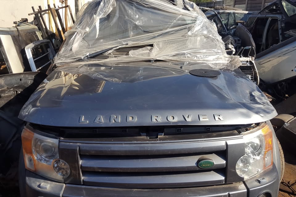 Land Rover Discovery 3 - Stripping for Spares | AUTO EZI - Private Seller Land Rover Discovery 3 - Stripping for Spares | AUTO EZI - Private Seller